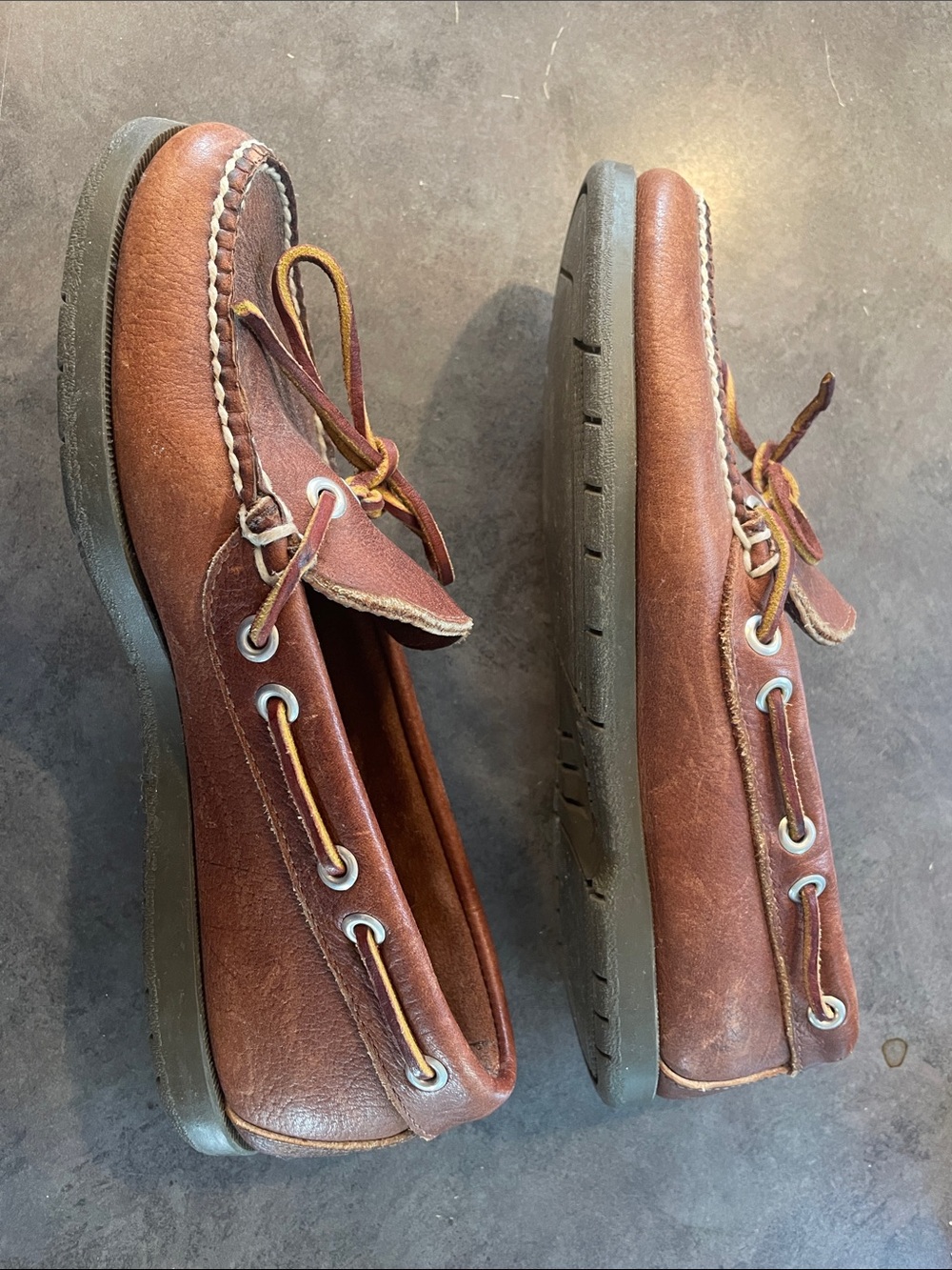 L.L. Bean Women's Chestnut Brown Leather Boat Shoes with Tan Laces - Picture 3 of 6